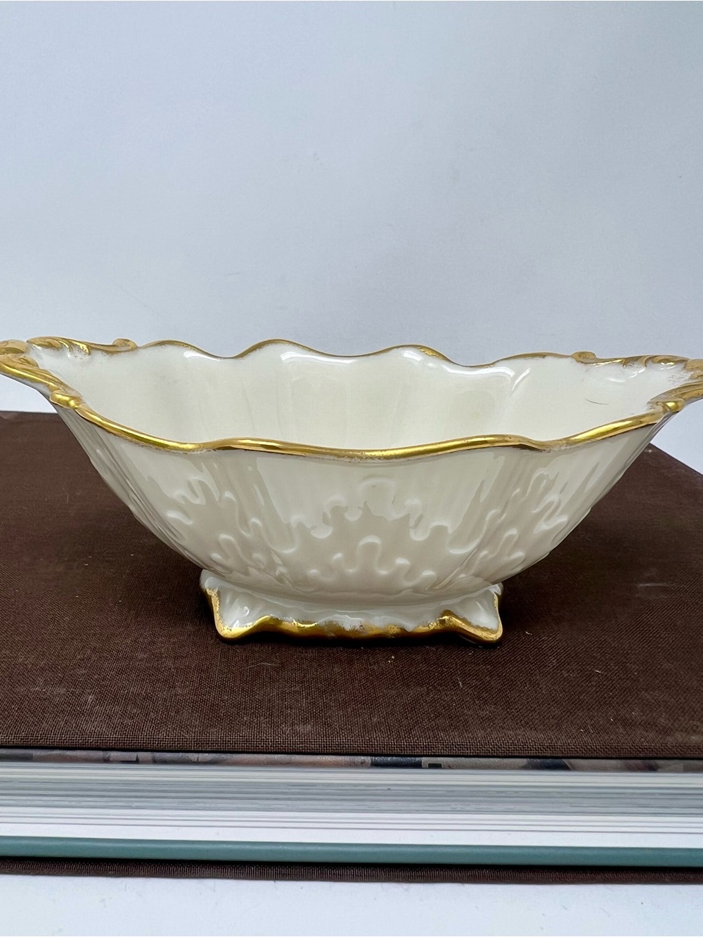 Vintage Lenox Lorelei collection footed candy/nut dish with 24K Gold Trim